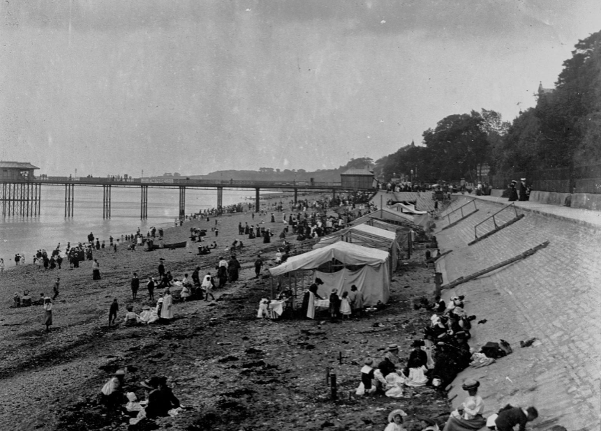 Historic photograph of Penarth Pier, beach and promenade around 1905